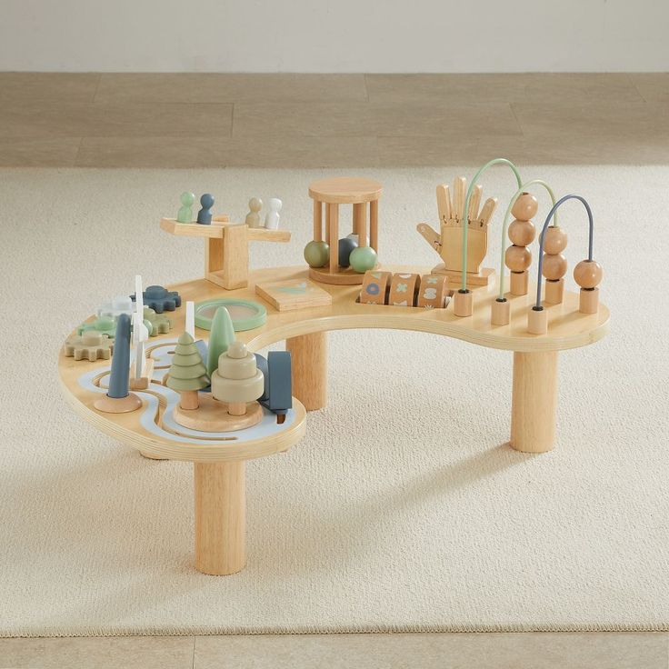 Wonder & Wise Hi-Lo Activity Table